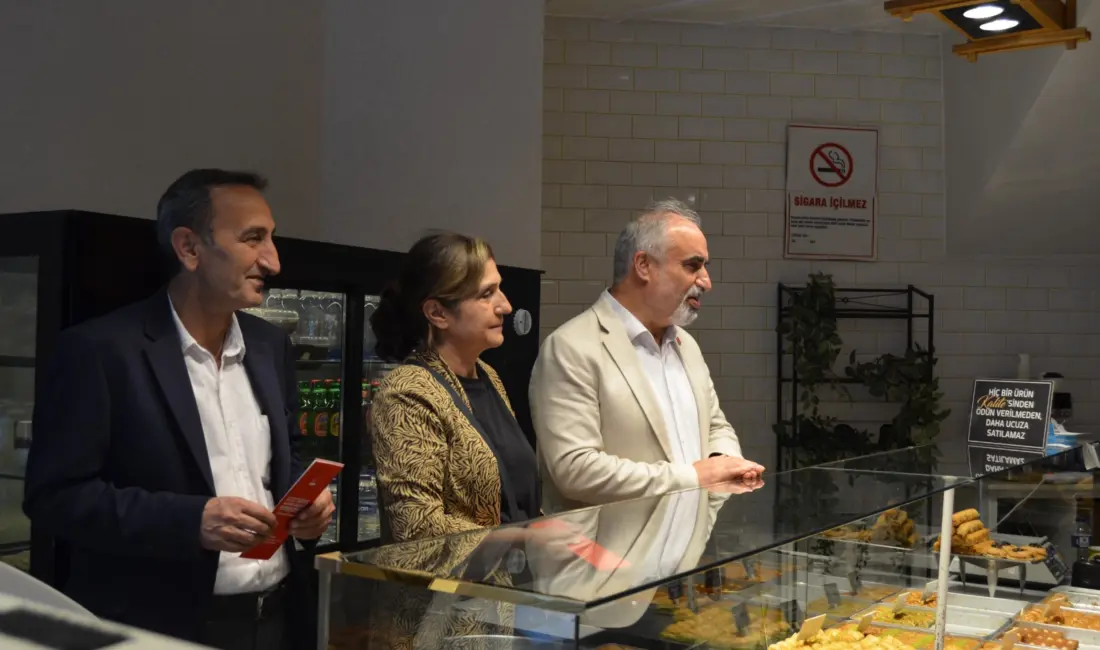 Cumhuriyet Halk Partisi İnegöl İlçe Başkanı Zemci Şahin, yönetim kurulu