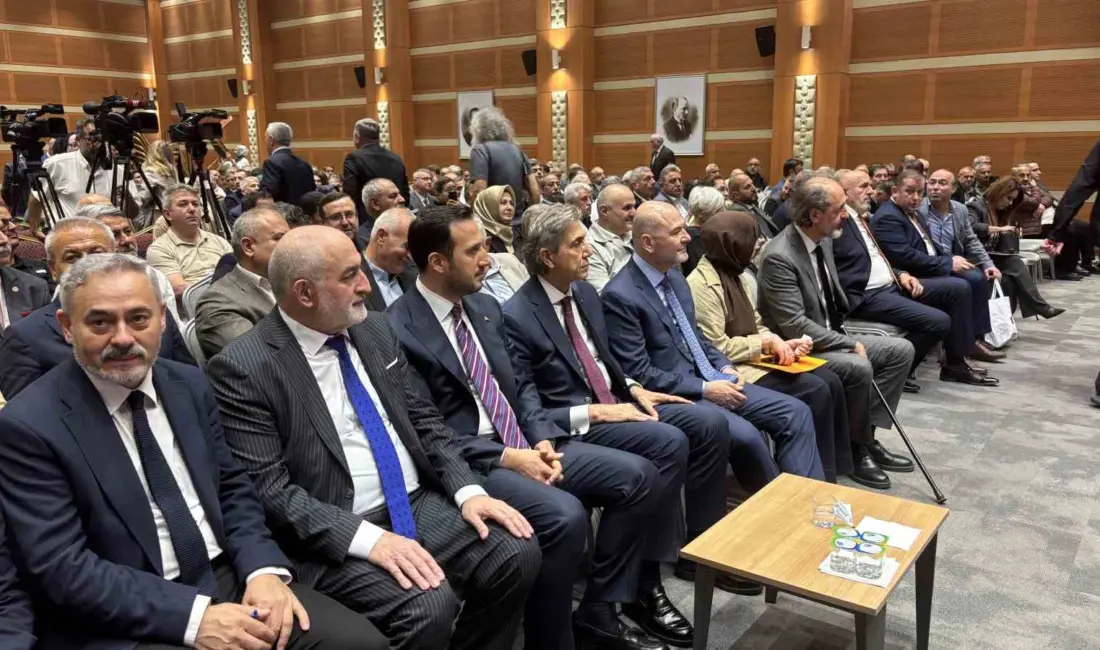 AK Parti İstanbul İl Başkanlığı tarafından düzenlenen ‘Yerel Yönetimlerde İlk