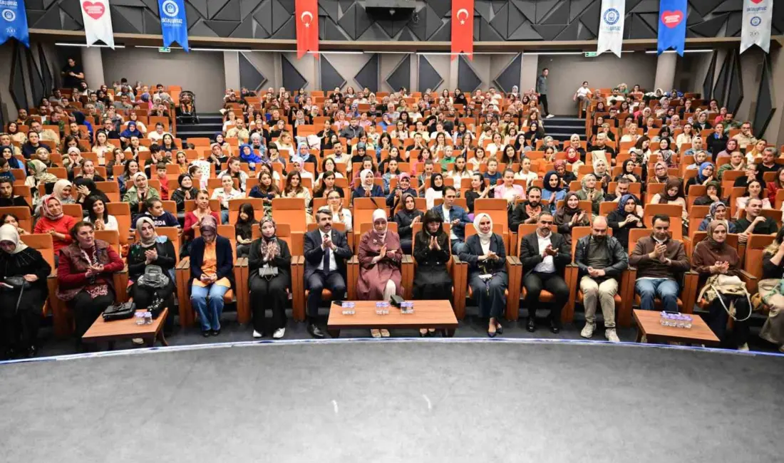 Bursa’da Yıldırım Belediyesi “Akademisyen Anne” olarak tanınan Doç. Dr. Saniye