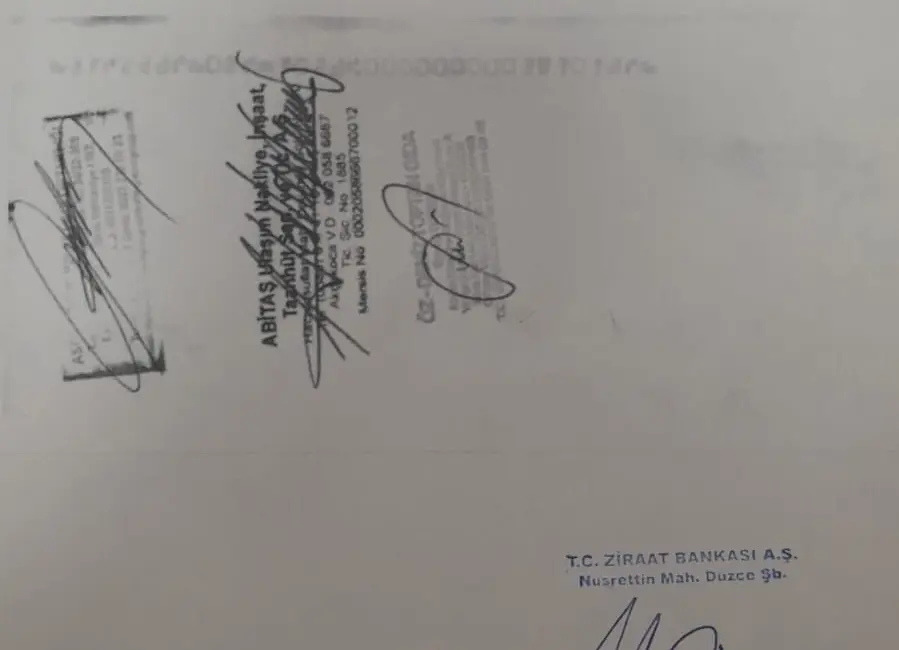 Düzce’nin Akçakoca ilçesinde yürütülen irtikap soruşturması kapsamında, inşaat sahiplerinden iskan