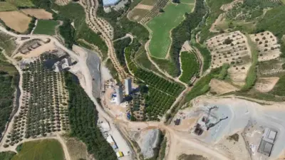 Ulaştırma ve Altyapı Bakanı Abdulkadir Uraloğlu, Antalya-Alanya Otoyolu Projesi’nde yapım
