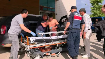 Bursa’nın İnegöl ilçesinde amca çocukları arasında çıkan bıçaklı kavgada 1