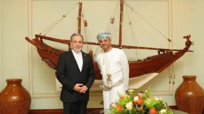 İran Dışişleri Bakanı Abbas Arakçi, Umman Dışişleri Bakanı Seyid Bedir