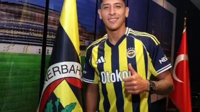Meksika Milli Takımı’nın kaptanlarından Edson Álvarez, Fenerbahçe’de kadro dışı bırakıldı.