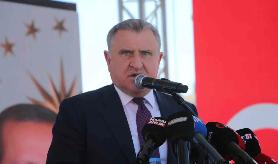 Gençlik ve Spor Bakanı Osman Aşkın Bak, “Yüzme Bilmeyen Kalmasın