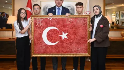 Kültür ve Turizm Bakanı Mehmet Nuri Ersoy, 19 Mayıs Atatürk’ü