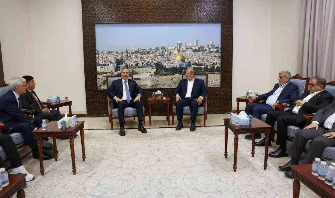 Dışişleri Bakanı Hakan Fidan, Katar’a gerçekleştirdiği resmi ziyarette Katar Başbakan