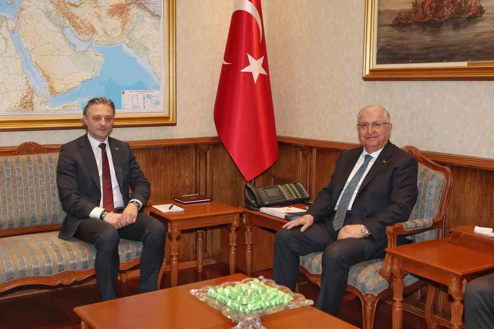 Milli Savunma Bakanı Yaşar Güler, Polonya Devlet Bakanı ve Milli