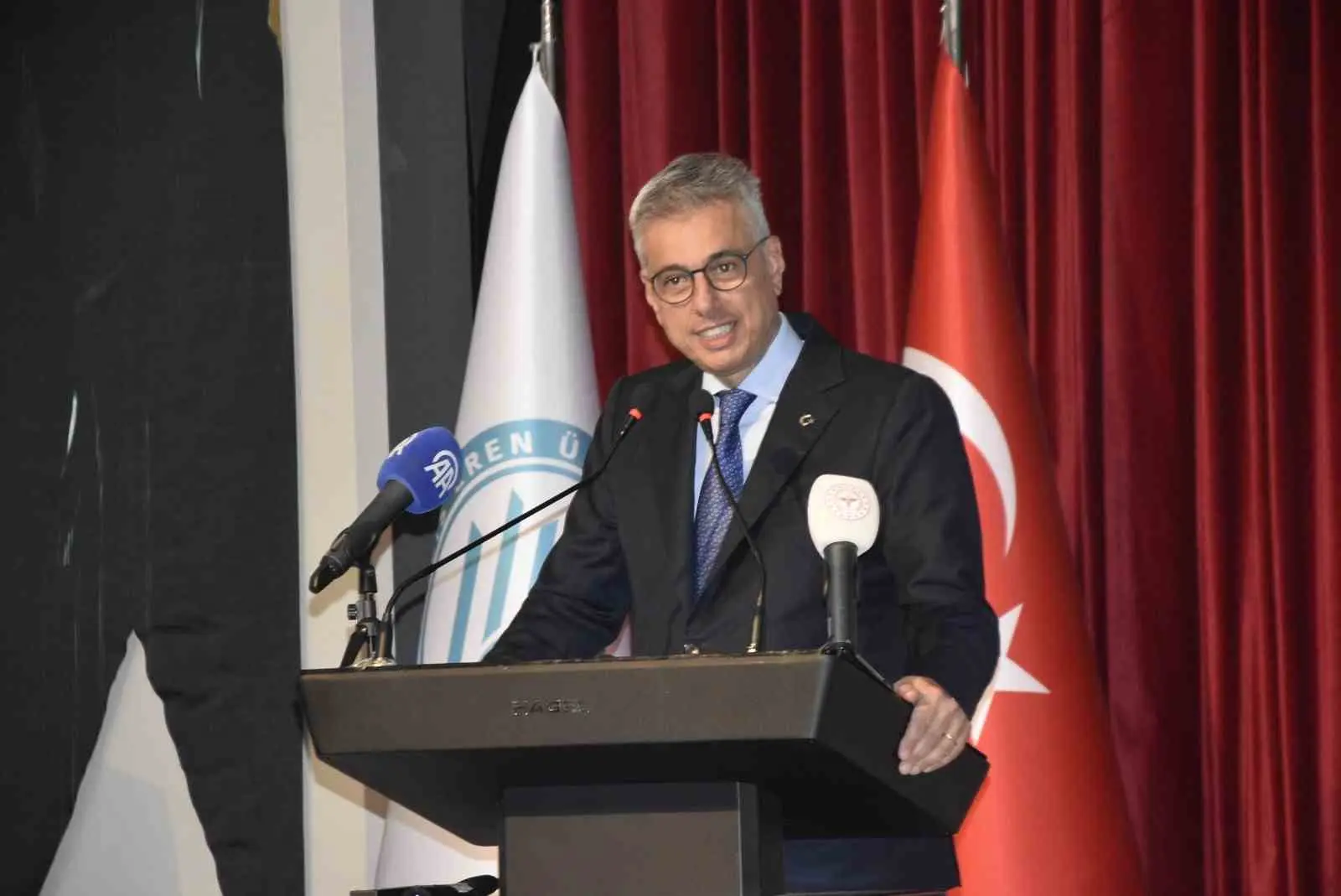 Sağlık Bakanı Prof. Dr. Kemal Memişoğlu, Türkiye’nin bölgesindeki barış ve