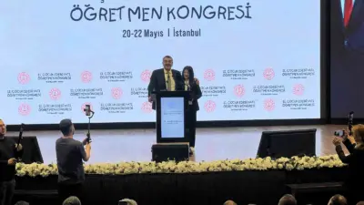 Milli Eğitim Bakanı Yusuf Tekin, “Biz çocuklarımızın dijital bağımlılıktan uzak,