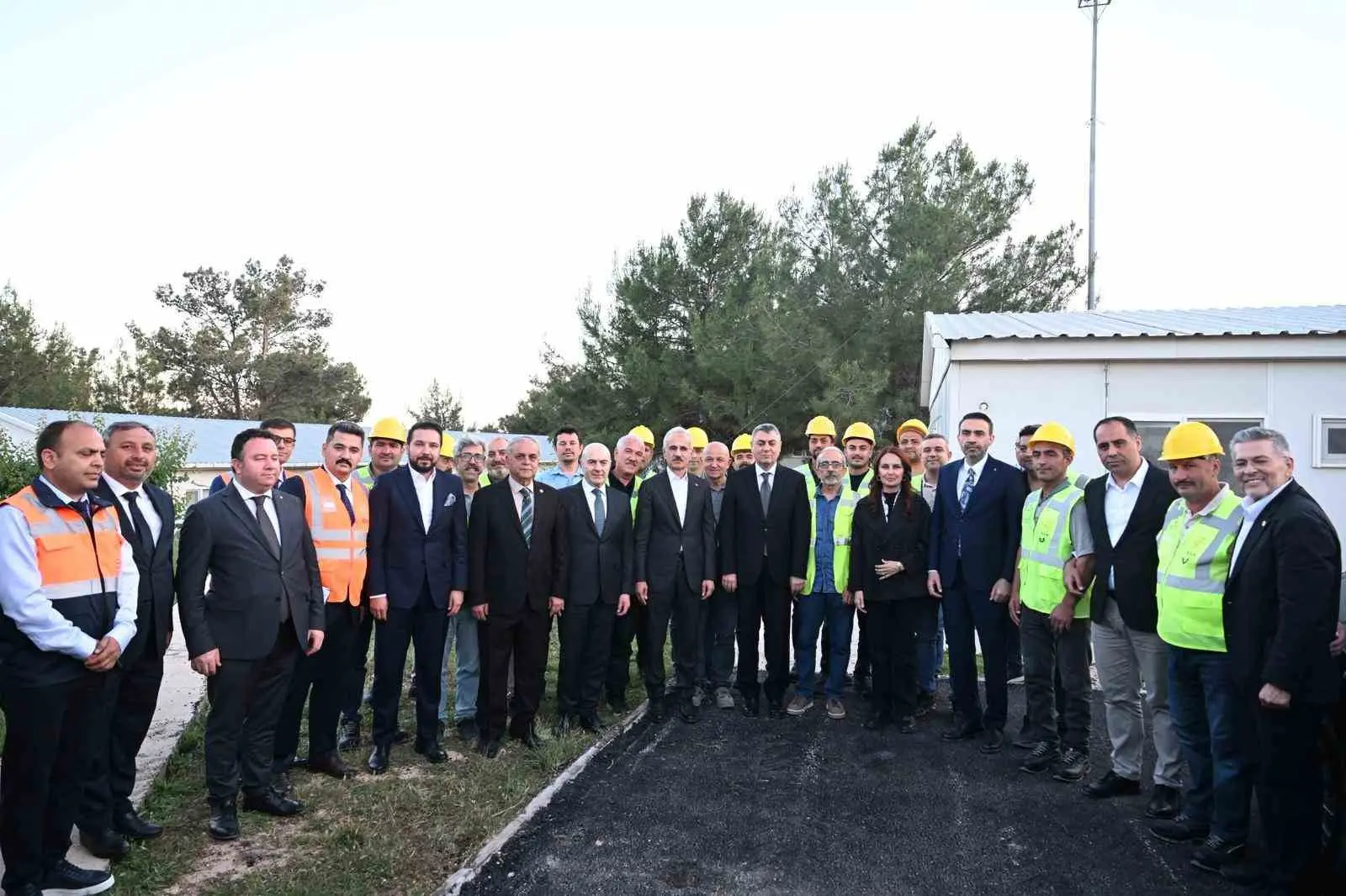 Ulaştırma ve Altyapı Bakanı Abdulkadir Uraloğlu, Silifke-Mut-Sertavul Yolu’nda devam eden