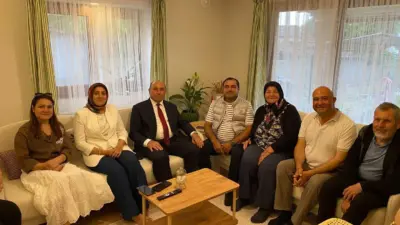 Sarıgöl Belediye Başkanı Tahsin Akdeniz, Kurban Bayramı dolayısıyla şehit aileleri