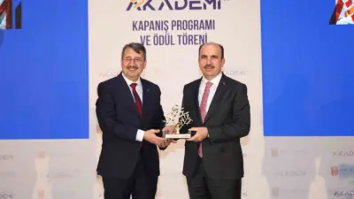 Konya Büyükşehir Belediyesi’nin Türkiye’ye örnek gençlik projeleri İbn Haldun Üniversitesi