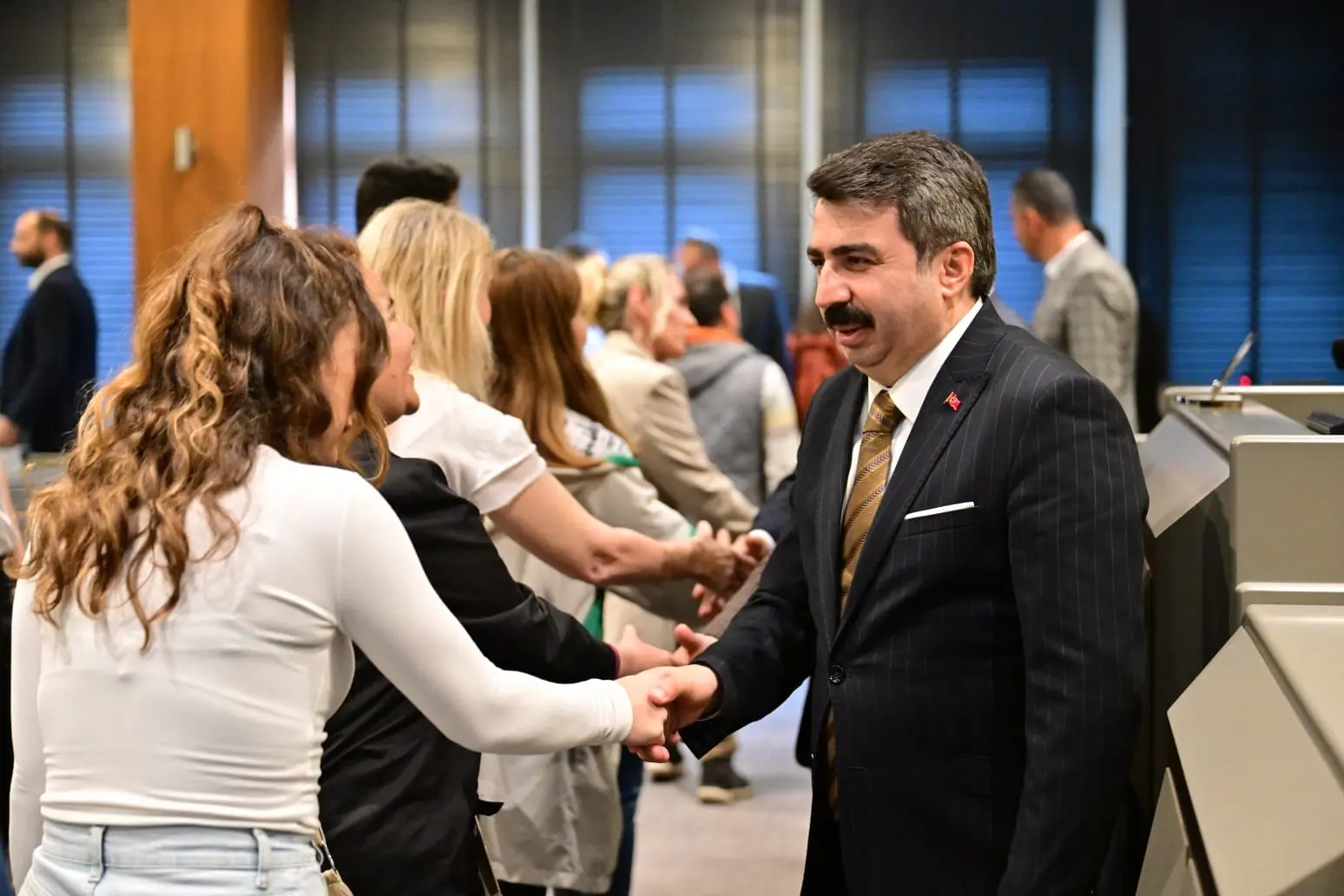 Bursa’da Yıldırım Belediye Başkanı Oktay Yılmaz, Kurban Bayramı öncesi belediye