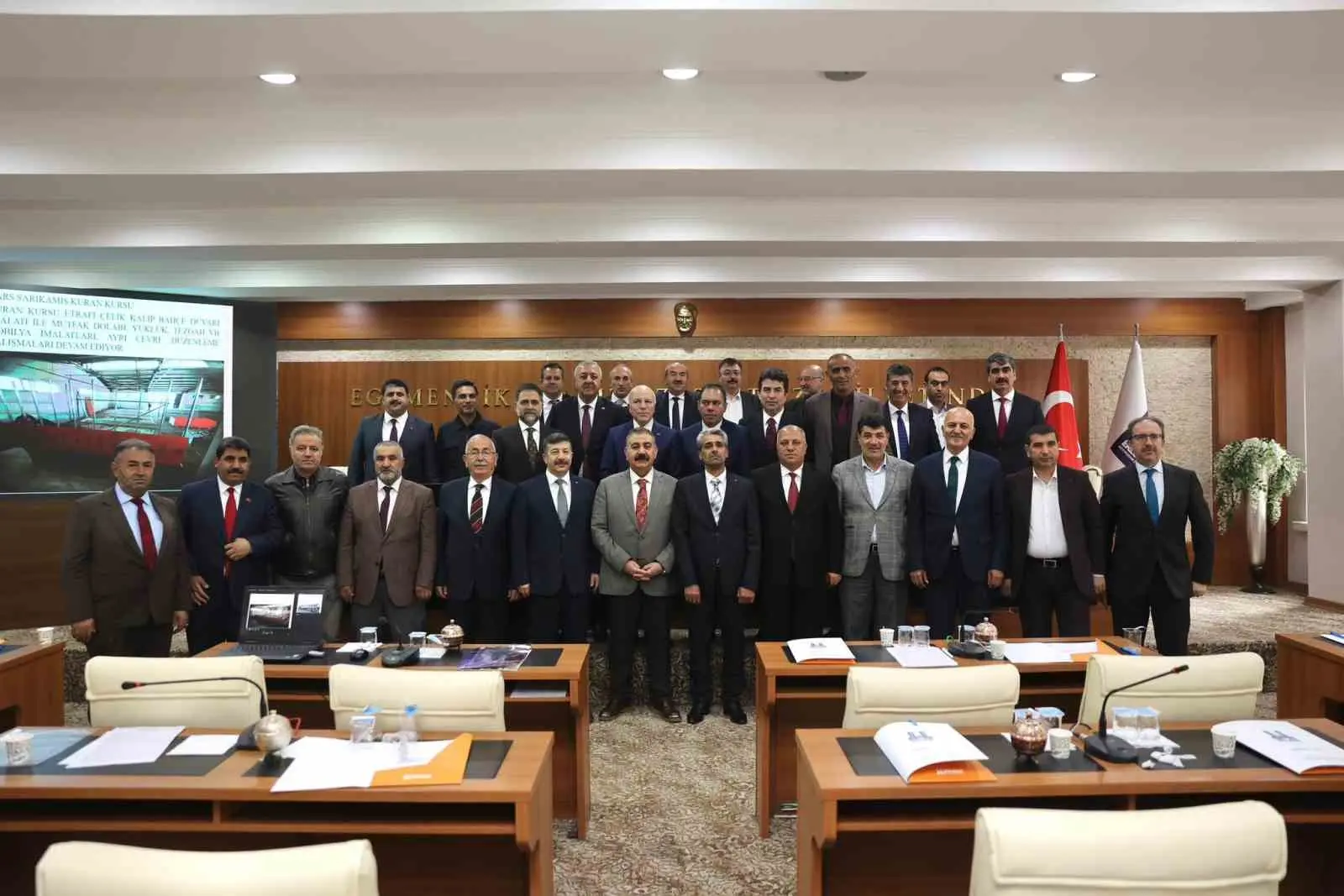 Erzurum Büyükşehir Belediye Başkanı Mehmet Sekmen, yeniden Doğu Anadolu Belediyeler