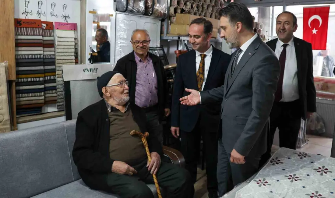 Bursa Büyükşehir Belediyesi Başkan Vekili Şahin Biba, Büyükşehir Belediyesi yöneticileriyle