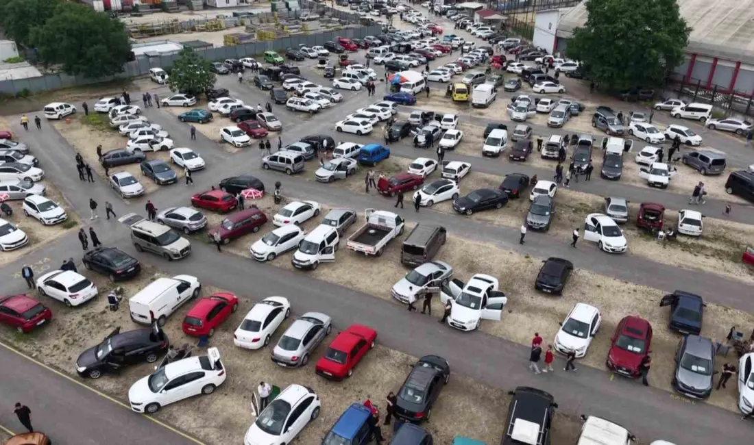 Bursa’da ikinci el otomobil pazarında Kurban Bayramı hareketliliği başladı. Bayrama