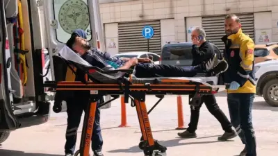 Bursa’nın İnegöl ilçesinde çıkan bıçaklı kavgada bir genç yaralandı. Hastanede