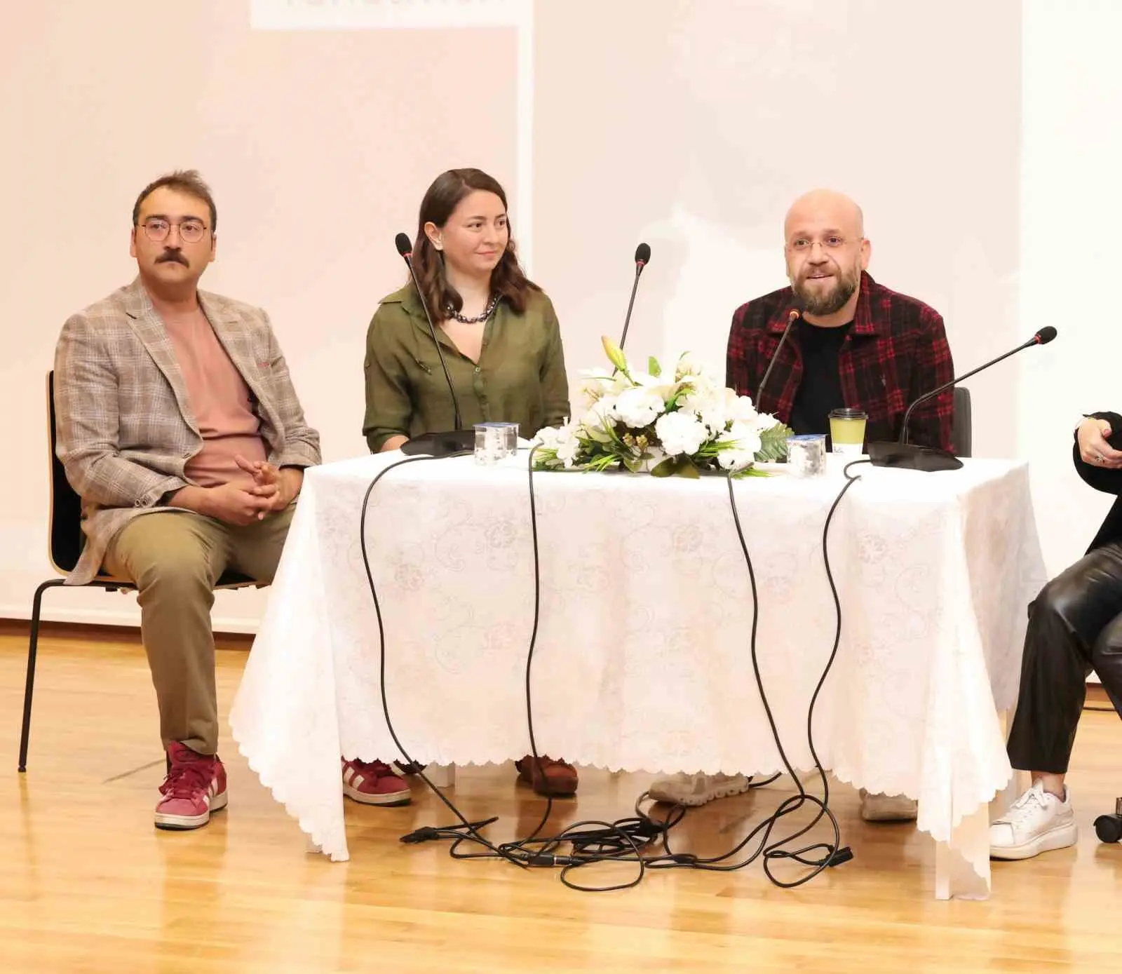 Osmangazi Belediyesi tarafından bu yıl ikincisi düzenlenen Bursa Altın Çınar
