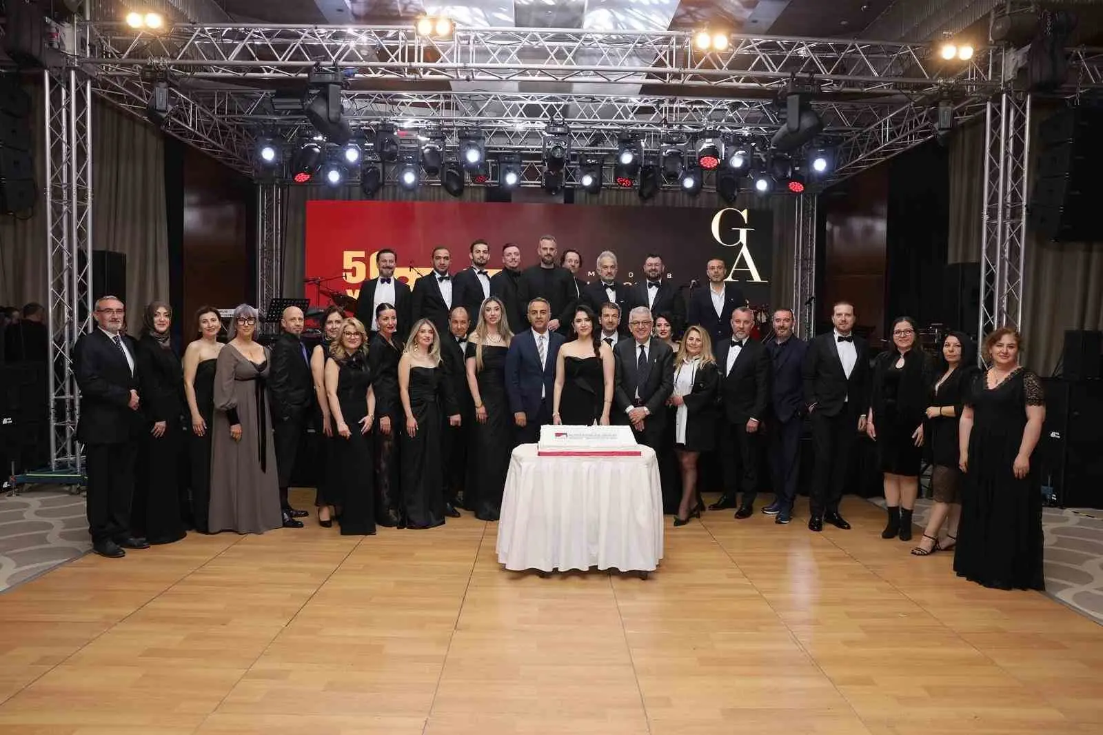 İçmimarlar Odası Bursa Şubesi, ‘İçmimarlar Günü’ dolayısıyla sanatçı Hande Ünsal’ın