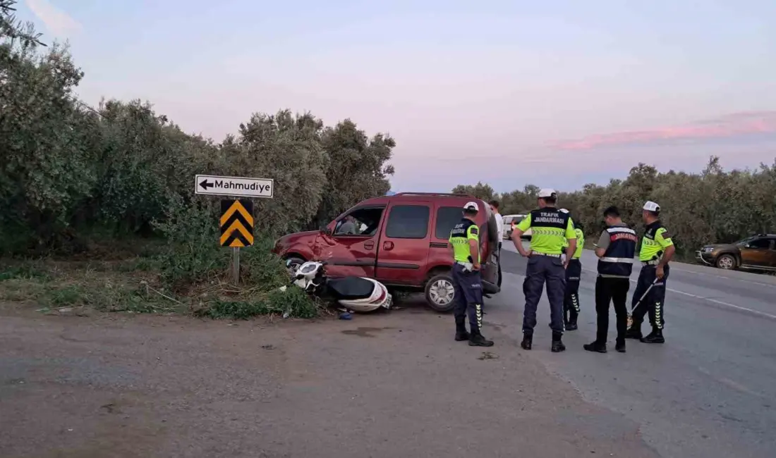 Bursa’nın İznik ilçesinde motosiklet ile hafif ticari aracın çarpıştığı kazada