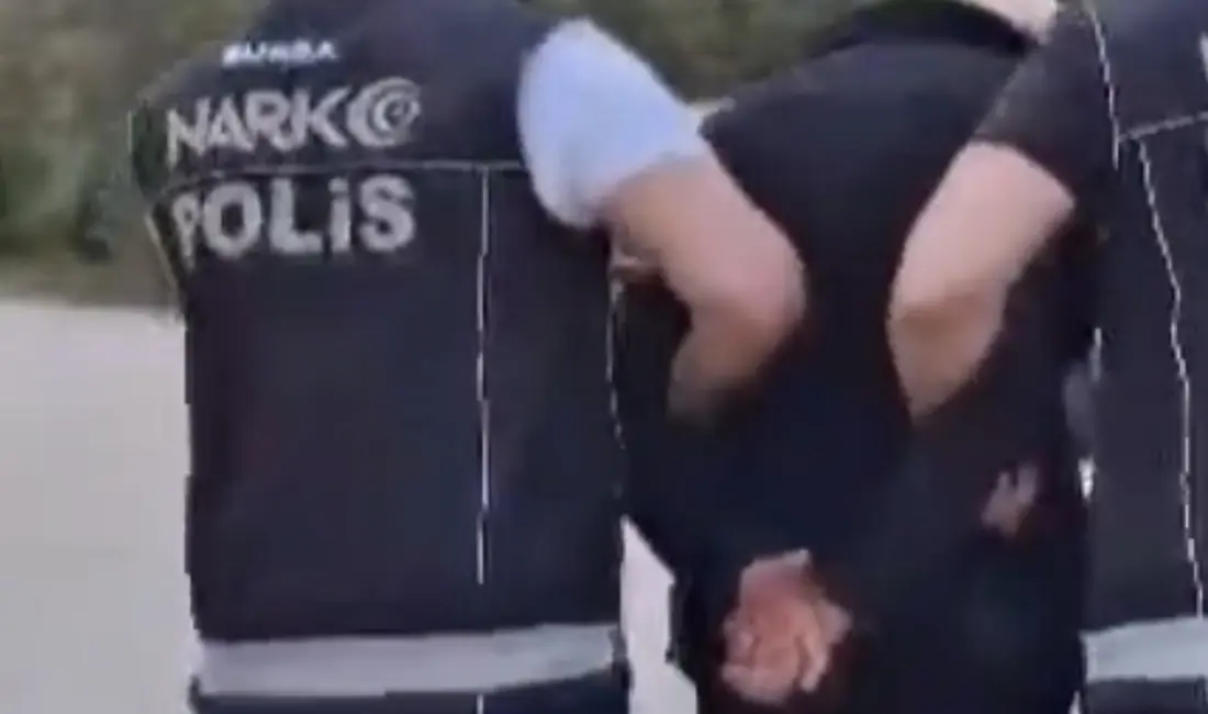 Bursa’nın İznik ilçesi merkezli düzenlenen uyuşturucu operasyonunda gözaltına alınan 12