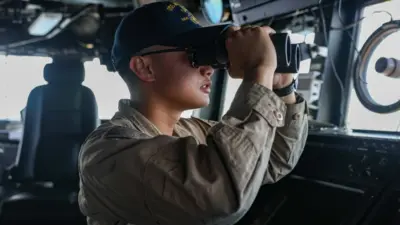 ABD Merkez Komutanlığı’ndan (CENTCOM) yapılan açıklamada, “ABD bayraklı iki ticari