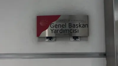 Cumhuriyet Halk Partisi’nde dün yaşanan tahliye sonrasında binada oluşan arbedenin