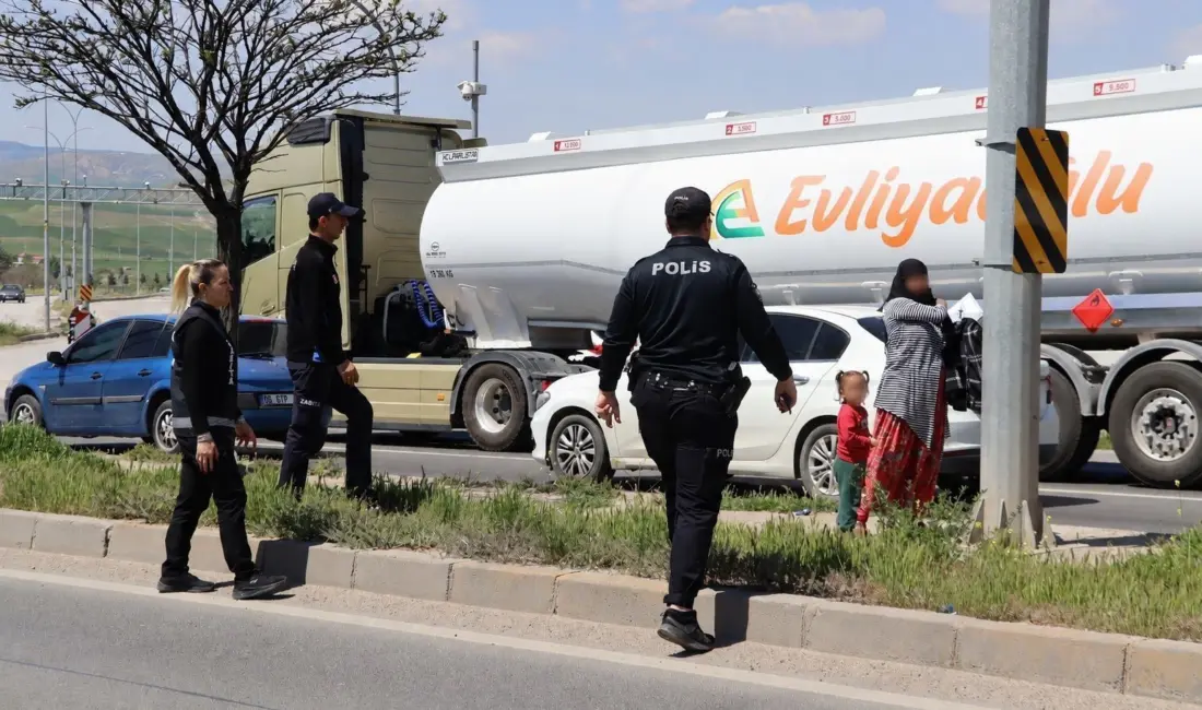 Toplumun yardımseverlik, acıma duygularını daha kolay ve çok etkilediğinden çocukları