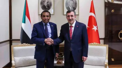 Cumhurbaşkanı Yardımcısı Cevdet Yılmaz, Sudan Başbakanı Kamil İdris ile görüştü.