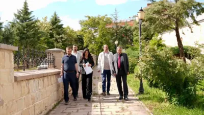 Malatya’nın Darende Belediye Başkanı Alican Bozkurt, Tarihi Yusuf Paşa Bedesteni’nde