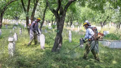 Denizli Büyükşehir Belediyesi, Kurban Bayramı öncesinde vatandaşların kabir ziyaretlerini huzur