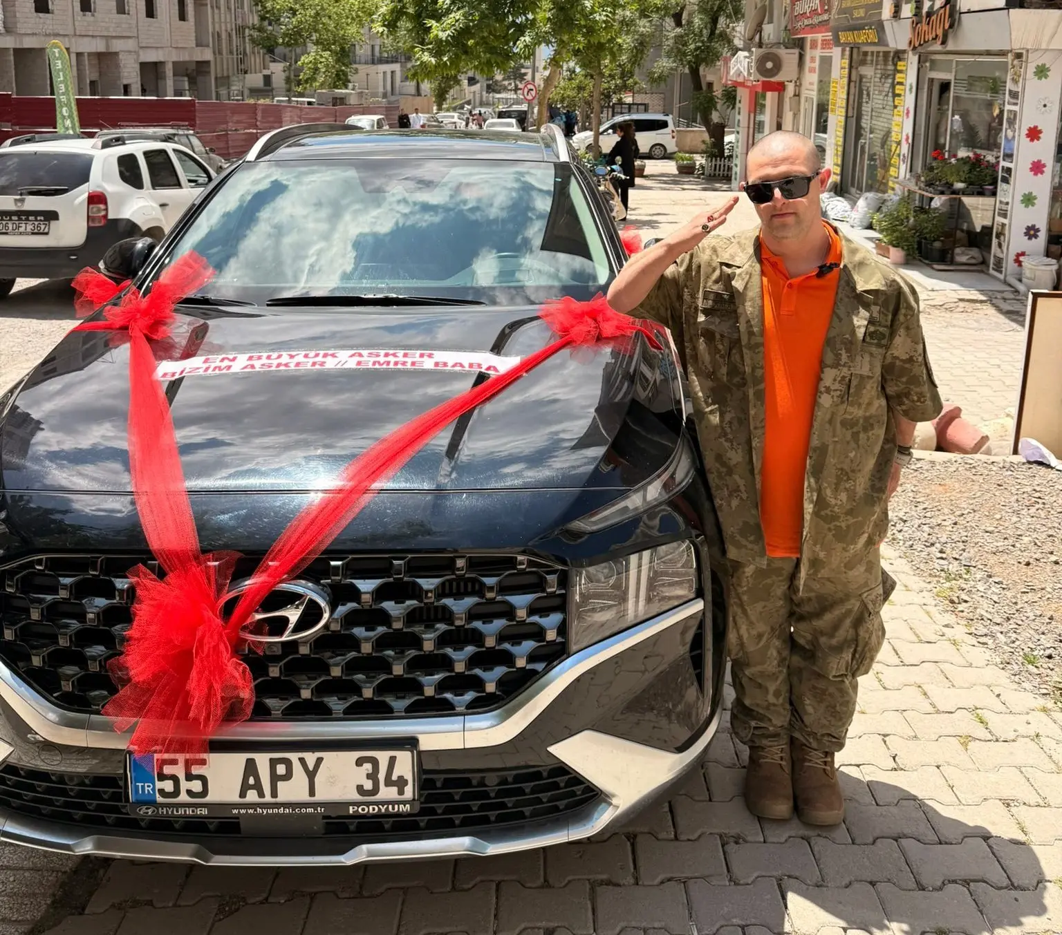 Kahramanmaraş’ta yaşayan 31 yaşındaki down sendromlu Emre Kala için temsili