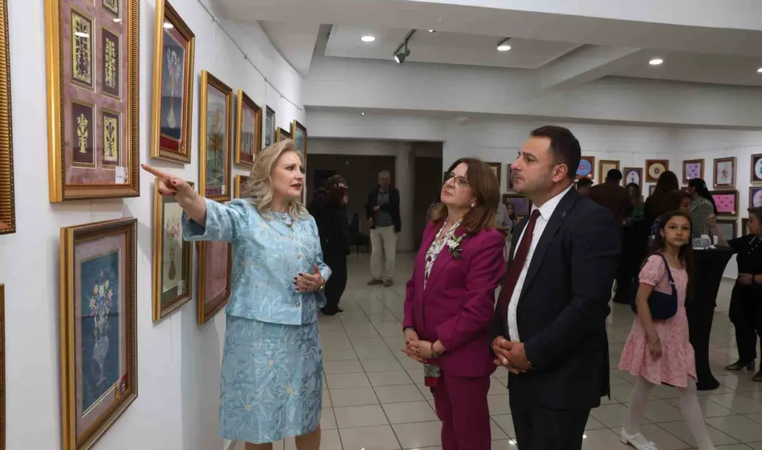 Nilüfer Sanat Atölyeleri’nin üretimlerinden oluşan Kaat-ı ve Ebru Sergisi açıldı.