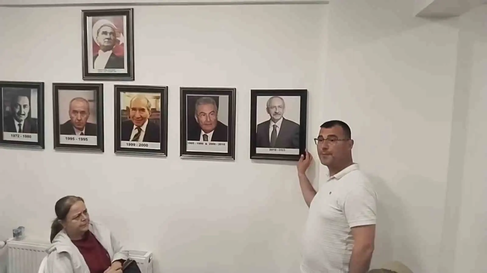 CHP’de kurultaylara ilişkin verilen “mutlak butlan” kararın ardından partililer, CHP