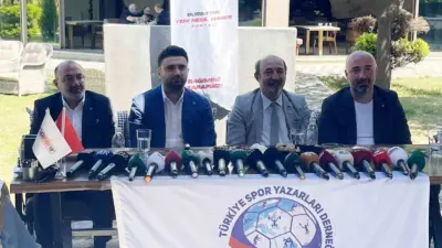 Bursaspor Başkanı Enes Çelik, takımın başarısında sadece futbolcuların ve teknik