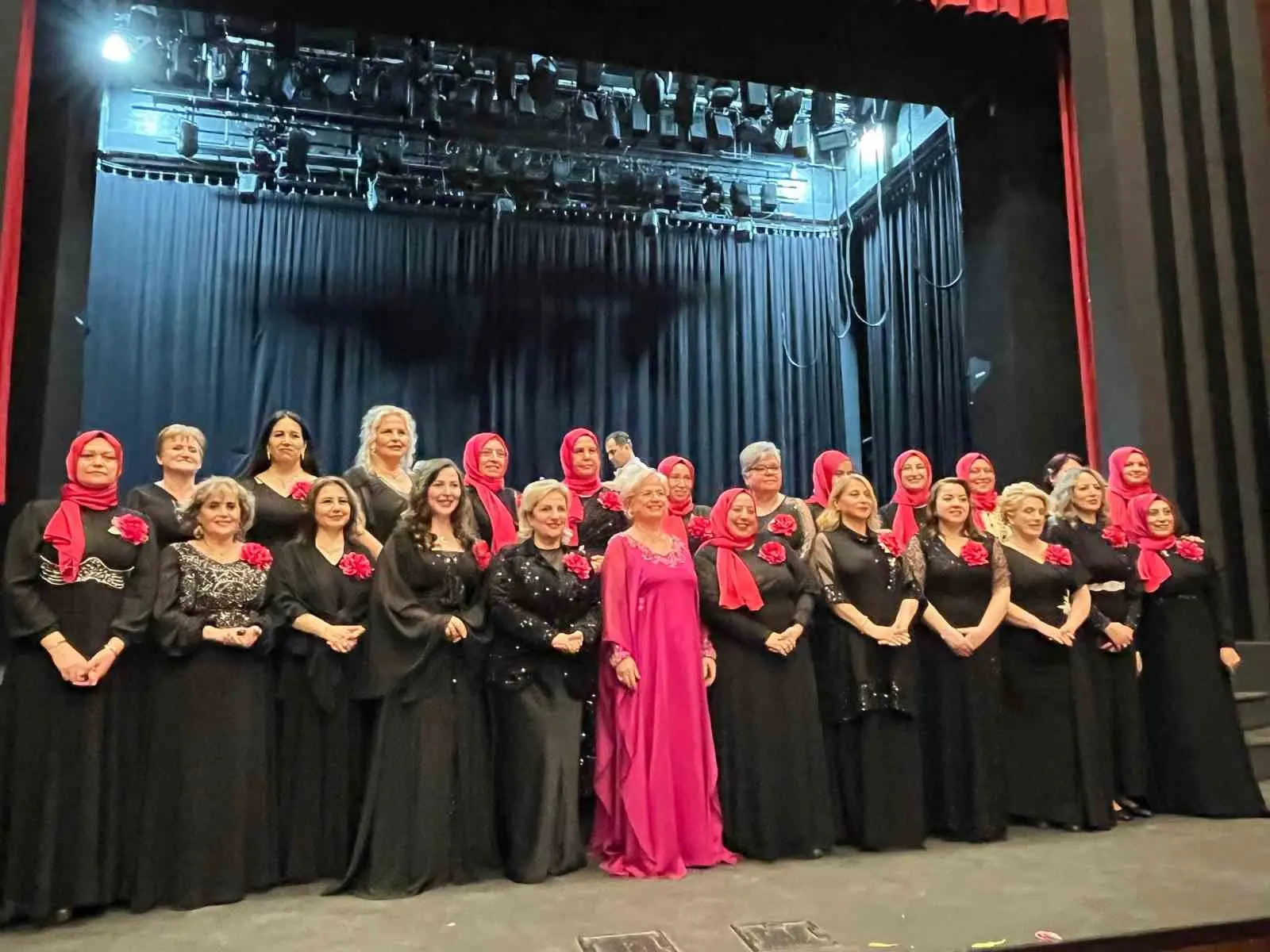 Türkiye’de ilk defa Bursa’da gönüllü şef Dr. Aysel Gürel tarafından