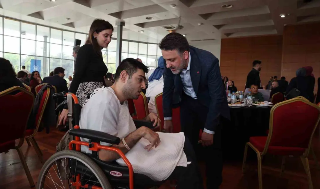 Bursa Büyükşehir Belediyesi tarafından düzenlenen ‘Engelsiz Bursa Buluşması’nda, özel ihtiyaçlı