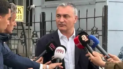 Eski Cumhuriyet Halk Partisi (CHP) Milletvekili Müslüm Sarı, “Partinin içi