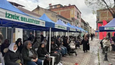 İznikli mutasavvıf Eşrefoğlu Abdullah Rumi İznik’teki kabri başında yad edildi.