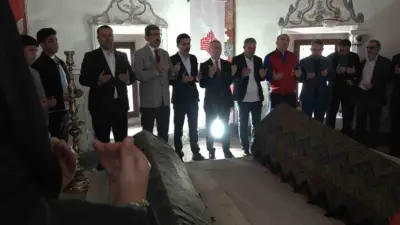 Fatih Sultan Mehmed Han’ın Bursa Muradiye Külliyesi’ndeki medfun olan annesi