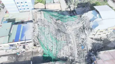 Filipinler’in Angeles şehrinde yapımı devam eden bir binanın çökmesi sonucu