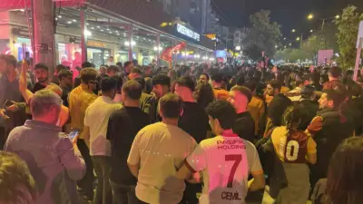 Galatasaray, kendi sahasında Antalyaspor’u 4-2 yenerek Süper Lig’deki şampiyonluk sayısını
