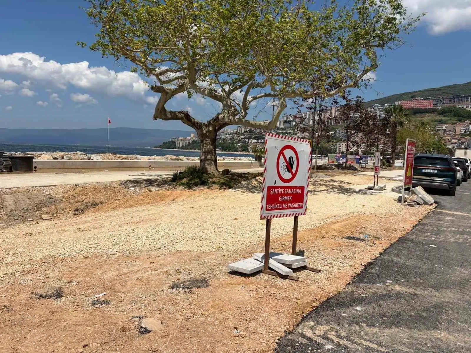 Bursa Büyükşehir Belediyesi, Gemlik sahilinde hem afet riskini azaltacak hem