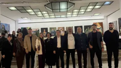 Bursa Zeki Müren Güzel Sanatlar Lisesi öğrencilerinin yıl boyunca hazırladığı