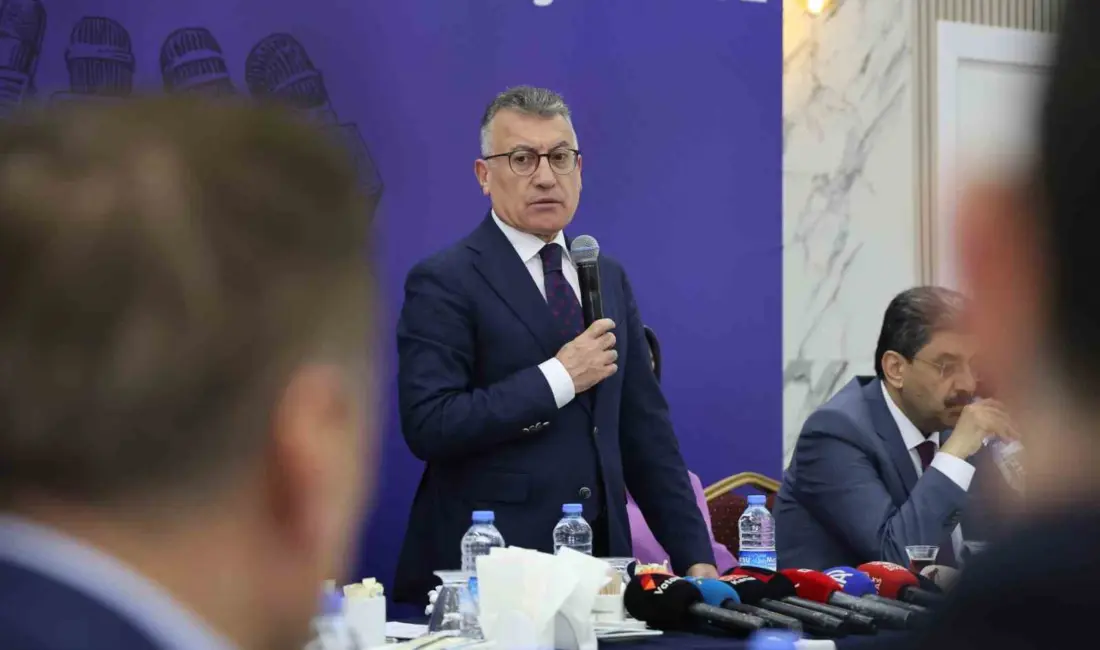 AK Parti Grup Başkanı Abdullah Güler, Cumhuriyet Halk Partisi’nin (CHP)yaşadığı