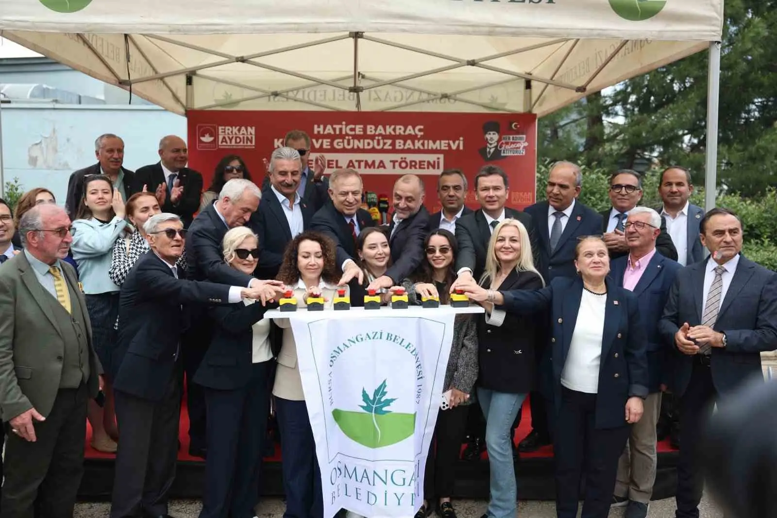 Osmangazi Belediyesi, Hatice Bakraç Kreş ve Gündüz Bakımevi’nin temelini attı.