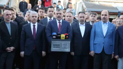 İçişleri Bakanı Mustafa Çiftçi, bayram namazını memleketi Konya’da kıldı. Bakan
