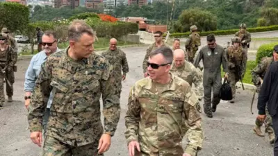 ABD ordusunun Venezuela’nın başkenti Karakas’ta gerçekleştirdiği askeri tatbikat kapsamında iki