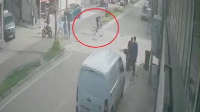 Bursa’da bir bisikletlinin yol ortasında yaptığı kararsız manevra kazaya neden